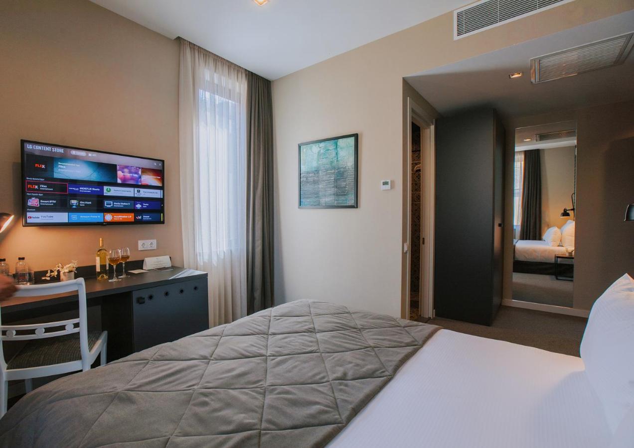 Tbilisee Hotel Тбилиси Экстерьер фото