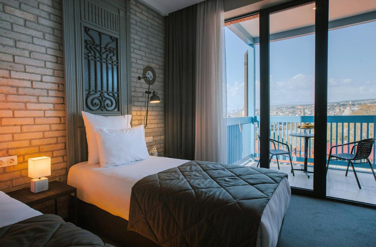 Tbilisee Hotel Тбилиси Экстерьер фото