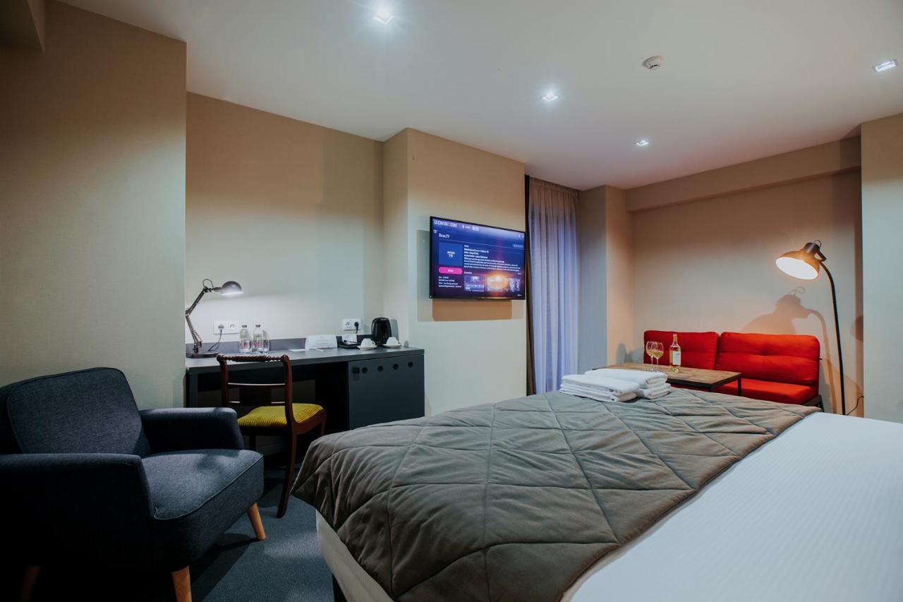 Tbilisee Hotel Тбилиси Экстерьер фото