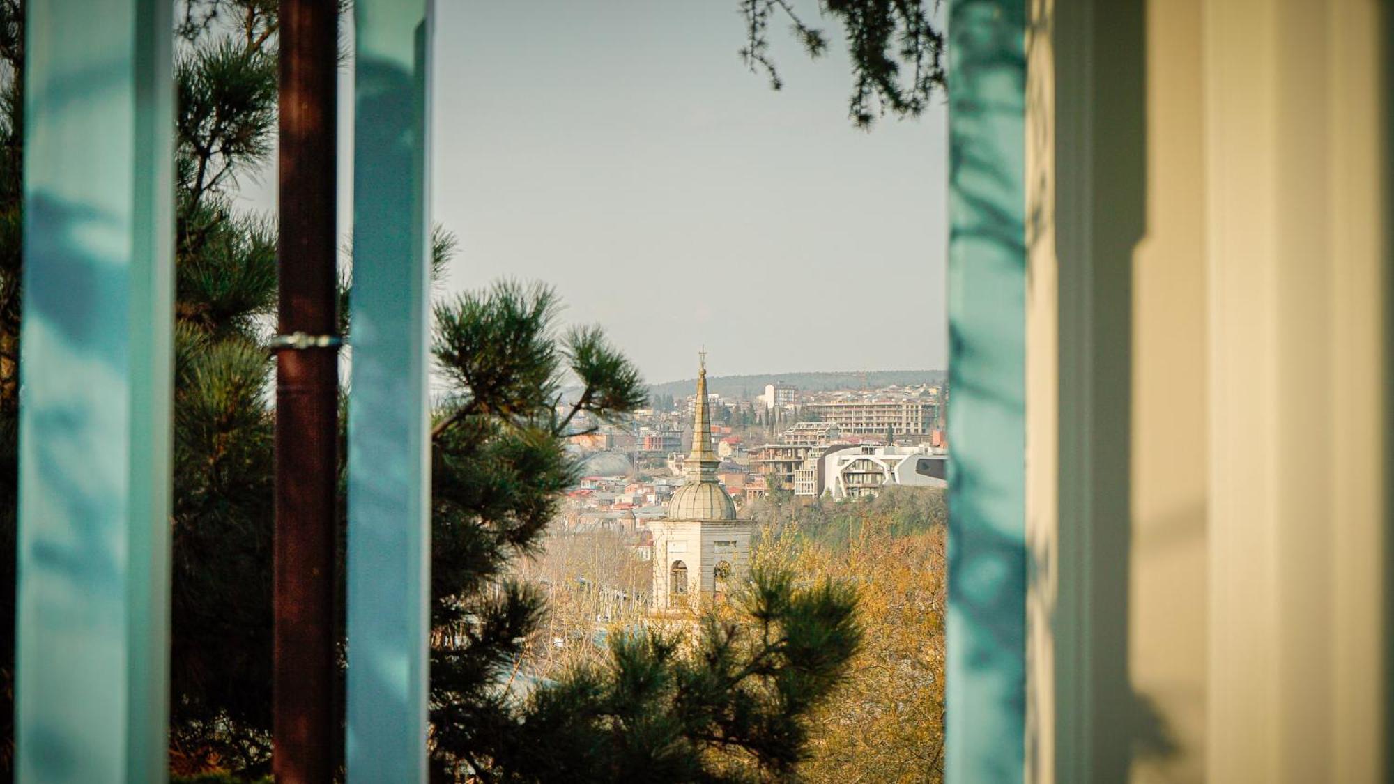 Tbilisee Hotel Тбилиси Экстерьер фото