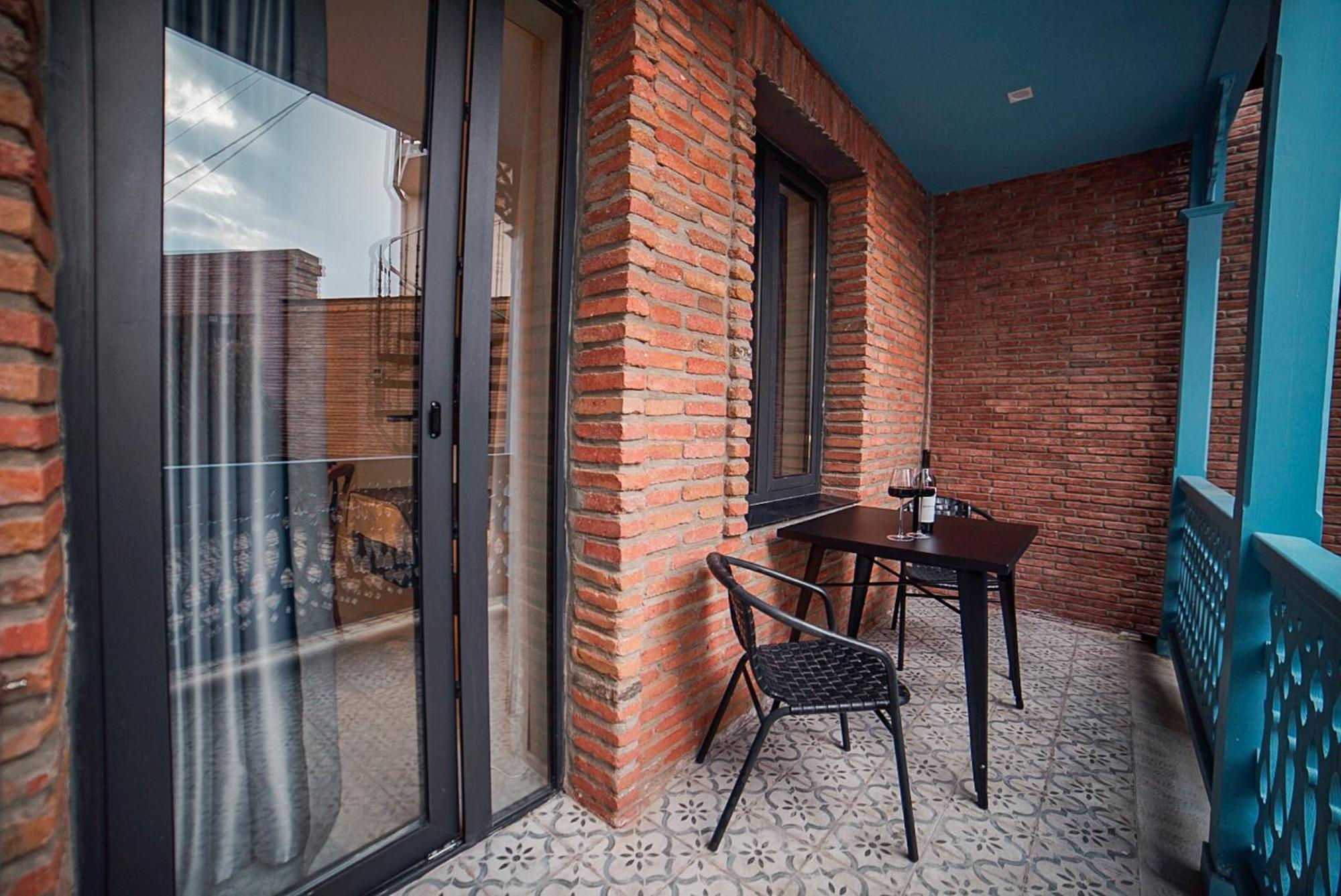 Tbilisee Hotel Тбилиси Экстерьер фото